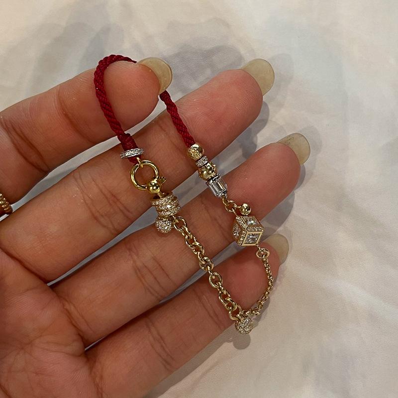

Classic retro sugar cube full diamonds Red woven rope bracelets for women light luxury and fashion exquisite banquet jewelry 16cm золотой