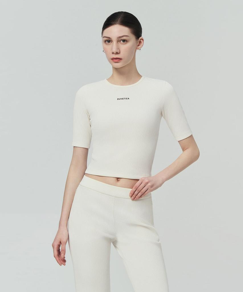 DUVETICA Ola Crop (Light Ivory) (Women'S Short Sleeve T-Shirt)