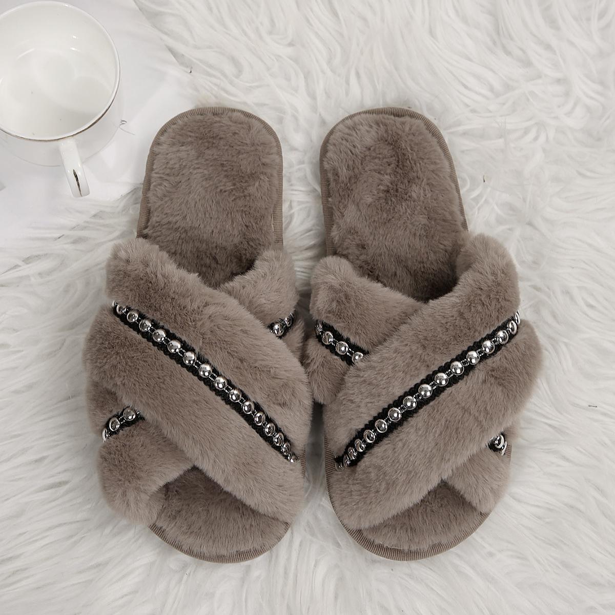 

Модные женские теплые плюшевые домашние тапочки с перекрестными ремешками, модным декором в виде цепочки и пушистыми меховыми шлепанцами. Женские осенне-зимние тапочки с открытым носком и меховой отделкой. 42-43 хаки