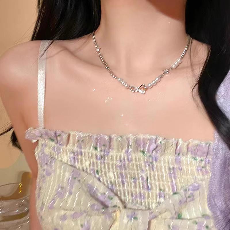 Korean Style Pearl & Butterfly Clavicle Choker Necklace for Women