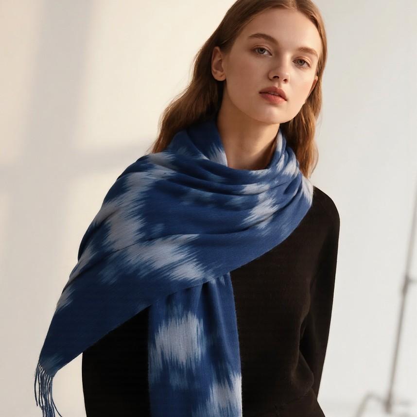 Imitation cashmere graffiti color block printing scarf women's winter fashion simple scarf medium and long thermal cape