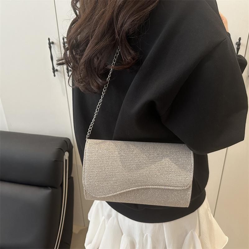 Stylish and simple small square bag women's 2025 summer new solid color shoulder bag casual handbag retro messenger bag