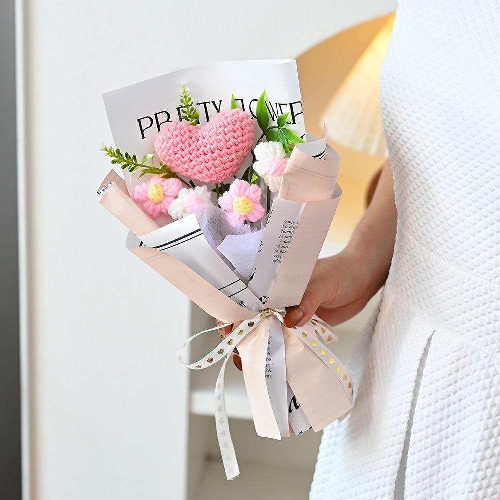 Knited Heart Artificial Flower Crochet Bouquet Valentine's Day Wedding Guest Gift Eternal Flowers Home Decoration
