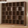Bibliotecă cu mai multe niveluri: Depozitare pentru sufragerie care economisește spațiu