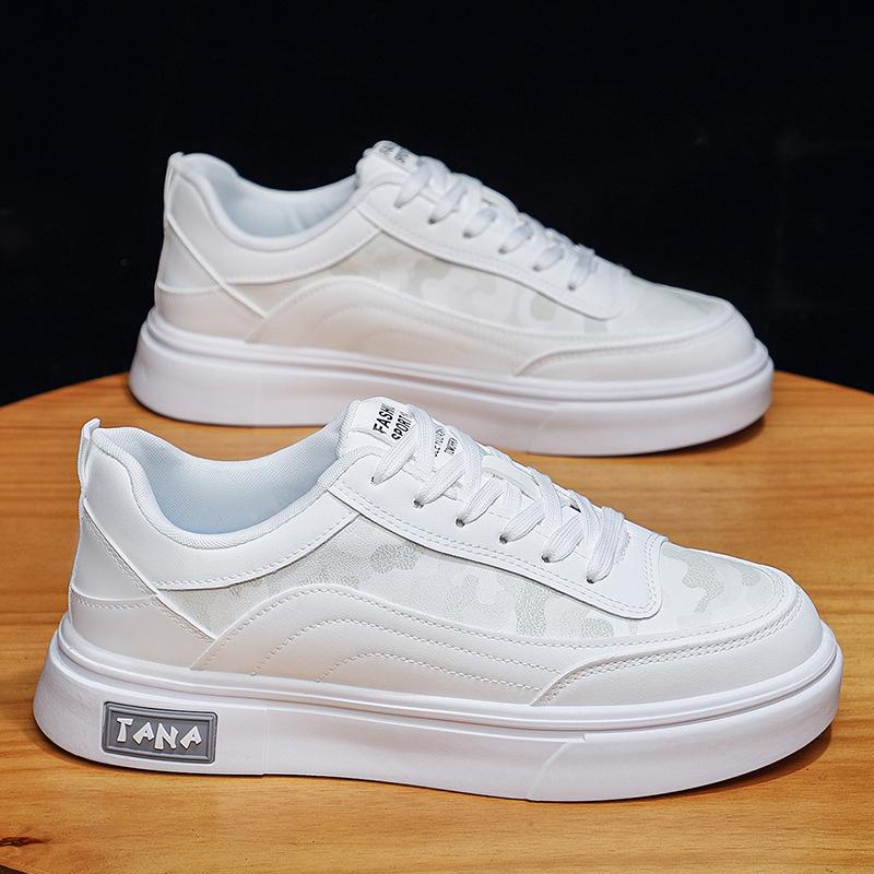 Fashionable Men's Shoes New Sports Casual Shoes Black Board Shoes Versatile Fashion White Shoes Soft Sole Wear-resistant Running Shoes
