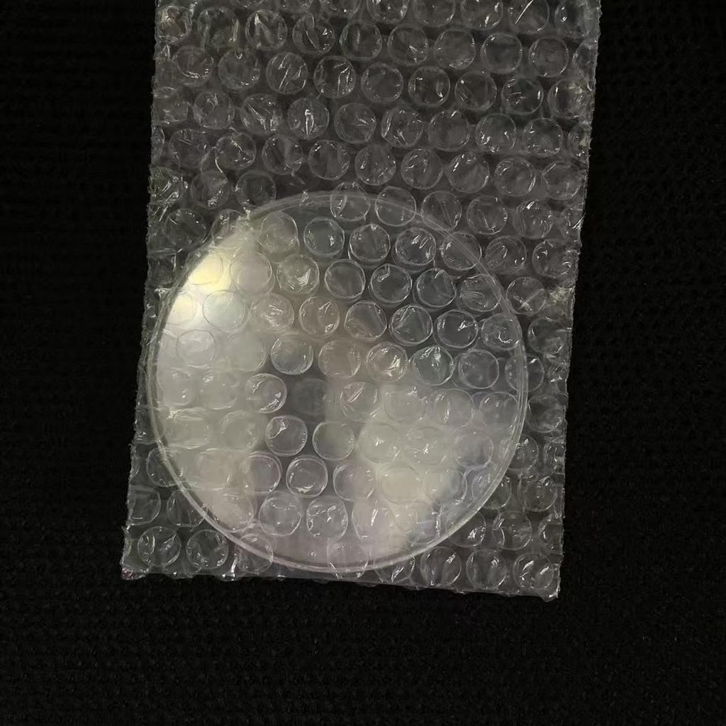 Portable Reflective Travel Mirror: Compact Round Handheld for Photo Shooting.