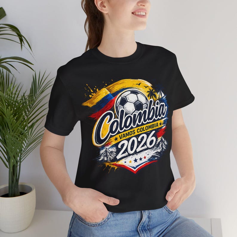 Colombia 2026 World Cup Soccer T-Shirt | Vamos Mi Selection, Football Design 2XL