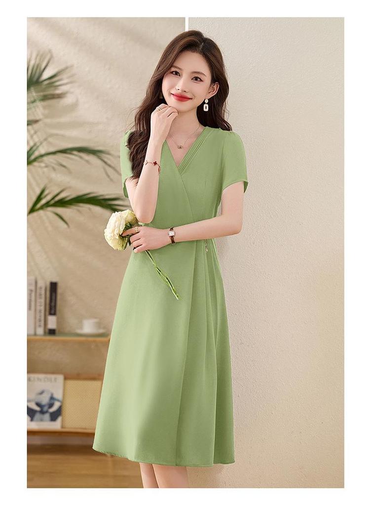 Women's Summer 2025 Short Sleeve V-Neck A-Line Dress, Waist-Slimming and Elegant Design (LX273)