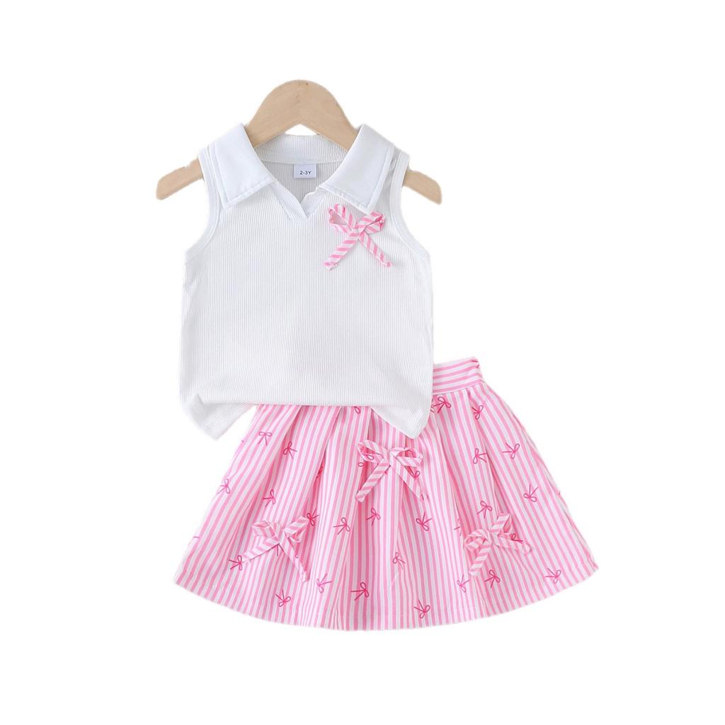 22/5000 Girls' Fashionable Two-piece Summer Children's Sweet Striped Top + Pleated Skirt Set