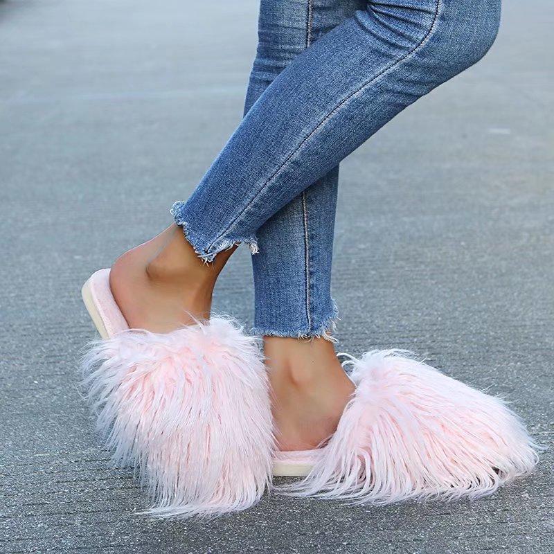 Fashion Brand Design Long Plush Slippers Mules Women 2025 Autumn Round Toe Soft Thick Bottom Slides Fashion Faux Fur Outdoor Slippers