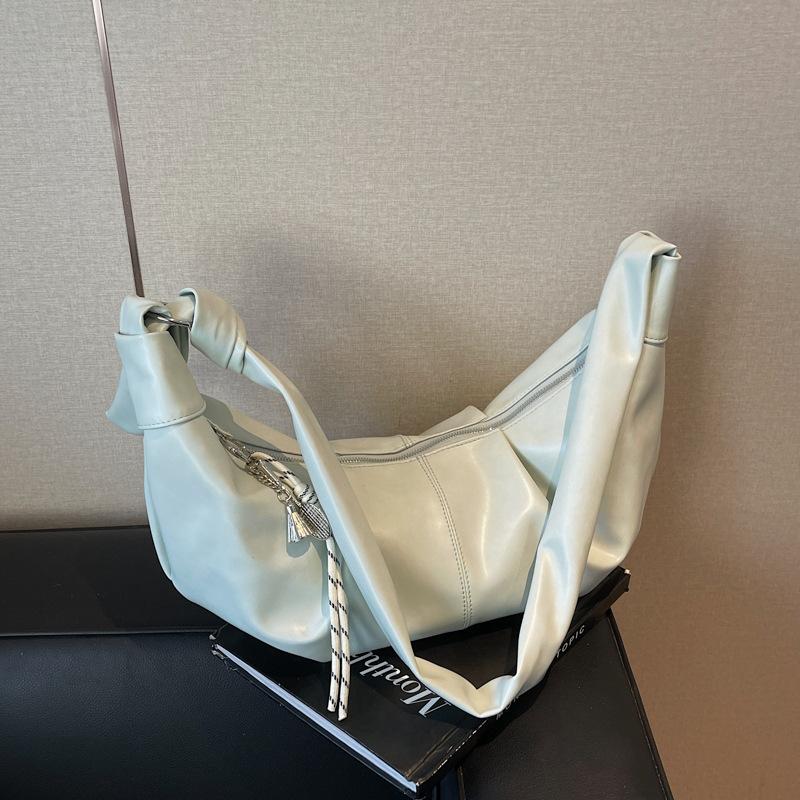 Premium Bag Women's New Fashion Casual Versatile Shoulder Bag Large Capacity Messenger Dumpling Bag