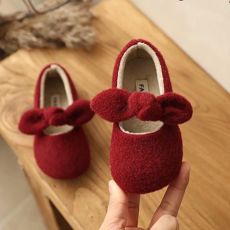 

Girls shoes, furry shoes, princess style, plush cotton shoes, bowknot, winter children s shoes, baby girl s double-layer cotton shoes 23 вина червоного кольору