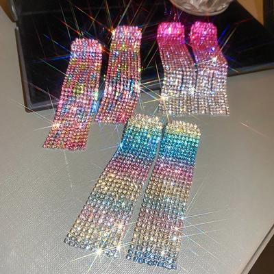 Orecchini Lunghi a Pendente Full Strass Colorati Lucidi per Donna, con Nappe, per Feste, Matrimoni, Zirconi