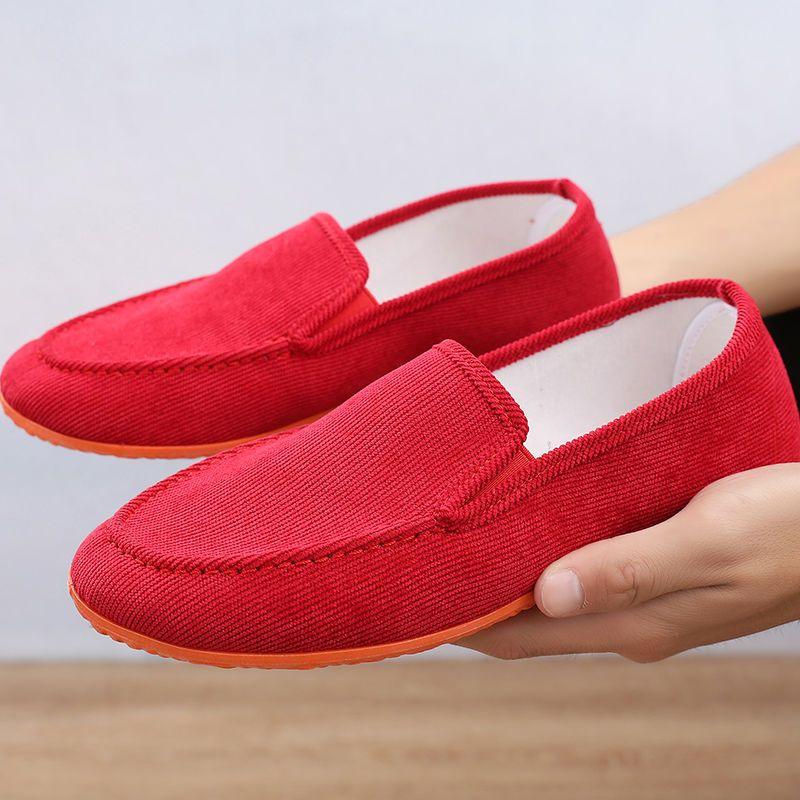 

Модные мягкие подошвы, старые пекинские мужские туфли, низкие, дышащие, мужские повседневные парусиновые туфли, удобные для папы, мокасины для вождения, широкие туфли CN 46