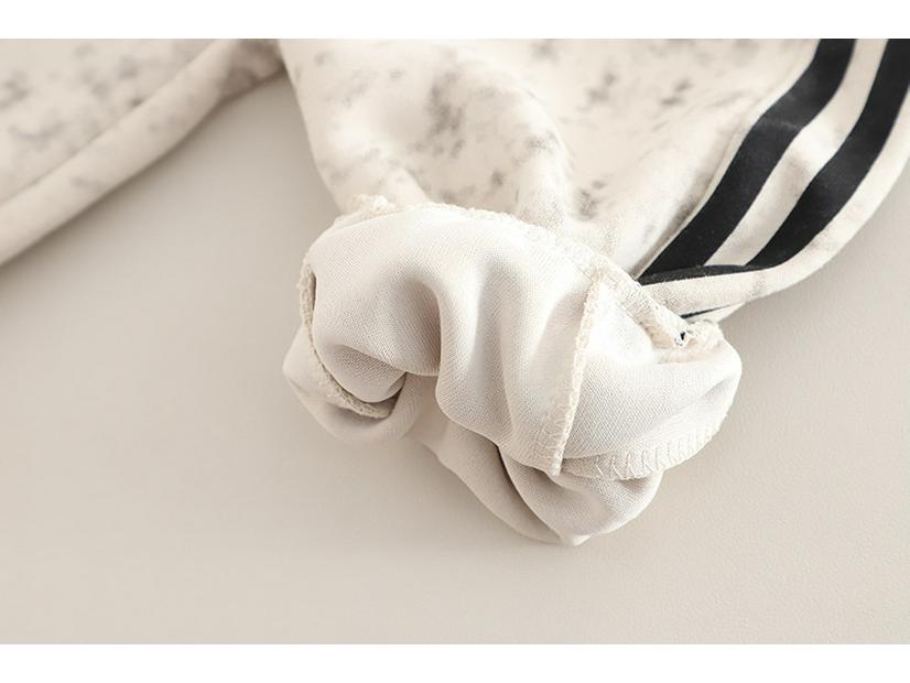 Kids' Trendy Spring & Autumn Sportswear Set - Boys & Girls Fashionable Three-Piece Outfit