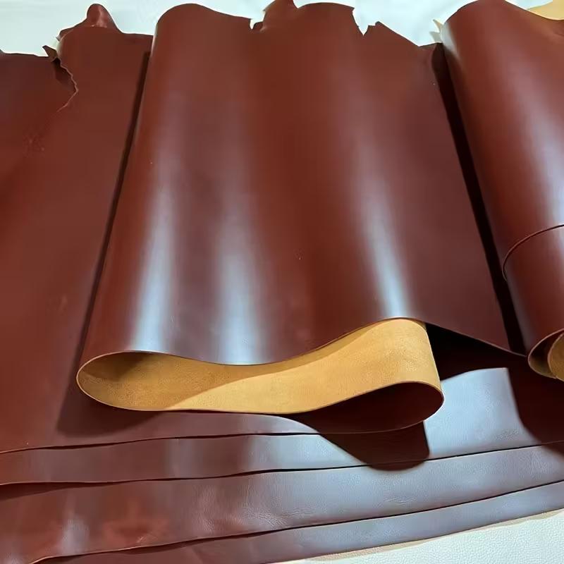 Red brown 2mm stiff top layer oil wax leather, genuine leather, handmade DIY leather bag, card bag, wallet leather 10x10cm коричневый