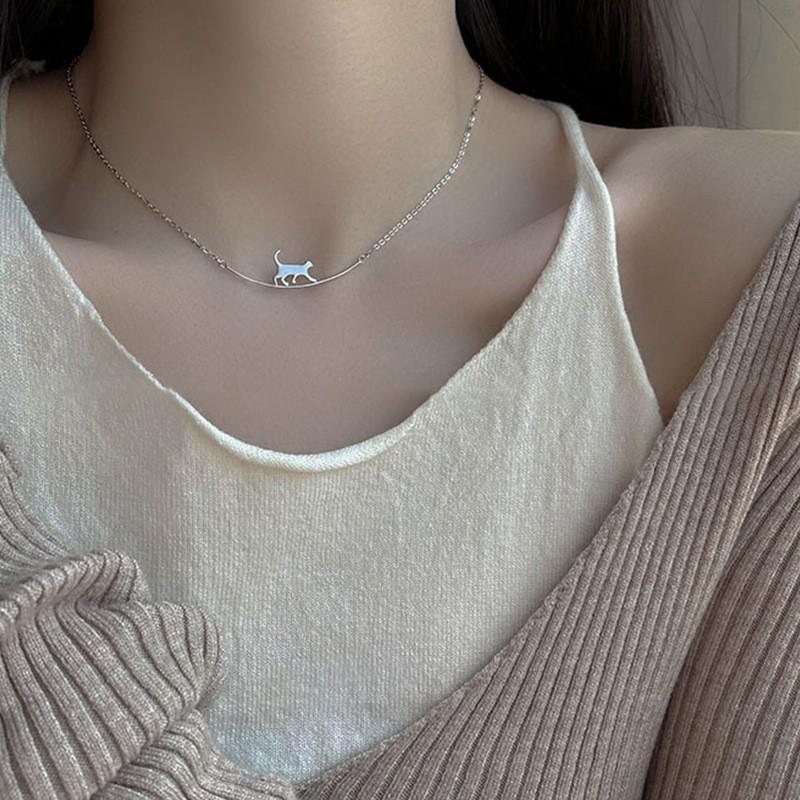 2024 Trendy Clavicle Chain: Elegant Kitten Design Necklace for Women