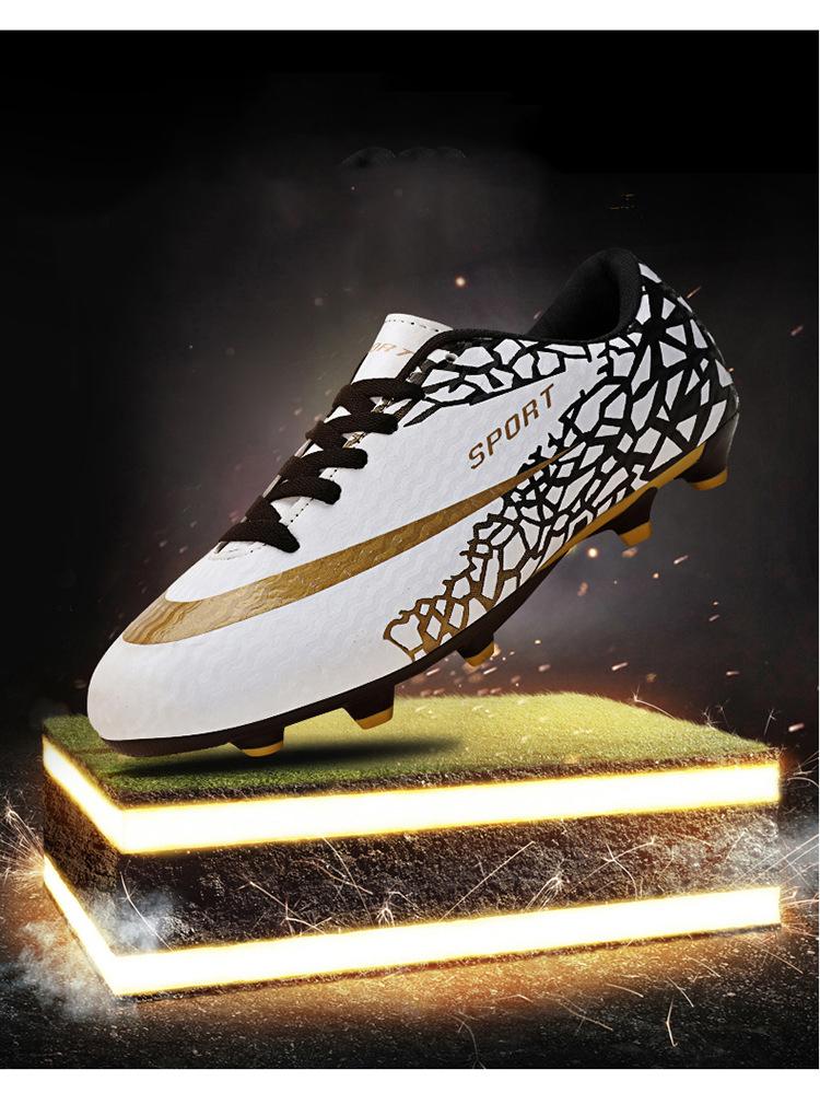 Stylish Comfortable Lightweight Outdoor Lace-up Professional Football Shoes Children's Football Shoes