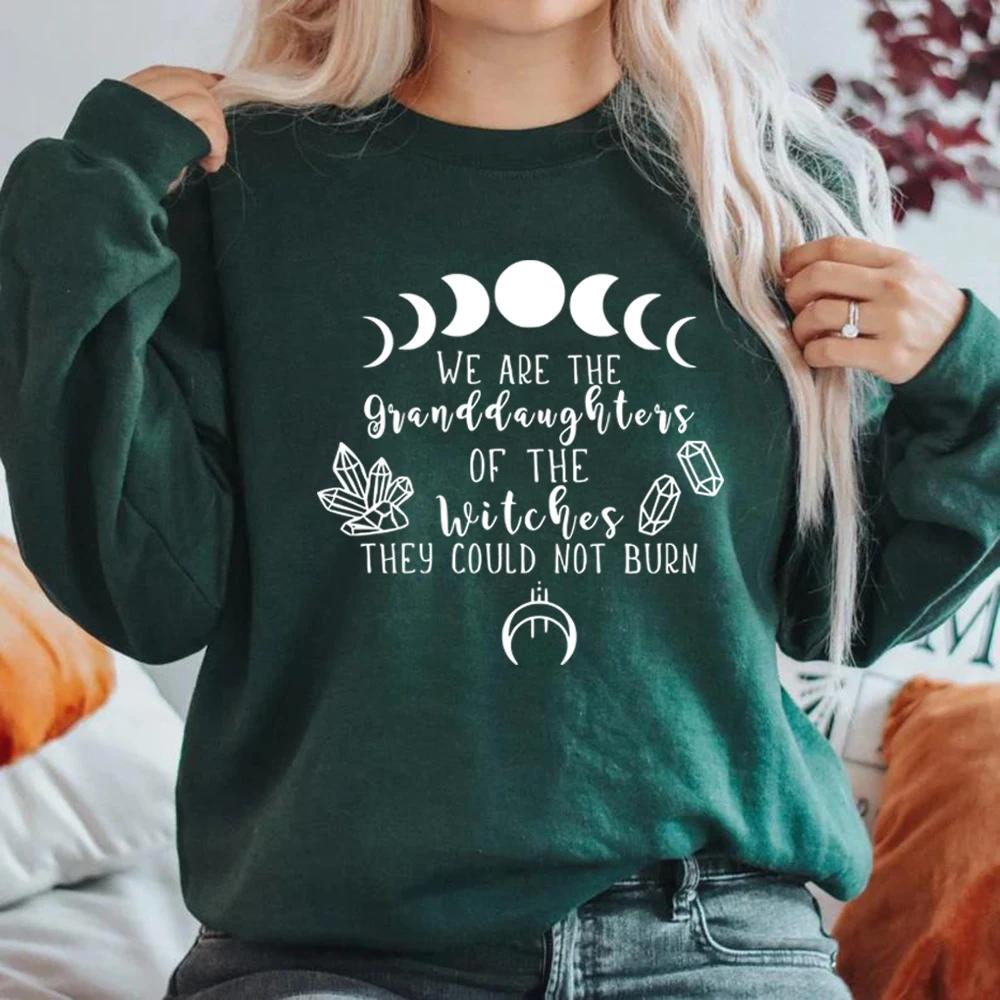 

We Are The Granddaughters of The Witches You Could Not Burn Sweatshirt Salem Witch Hoodie Unisex Long Sleeve Sweatshirt Pullover XXXL темно-зелений колір