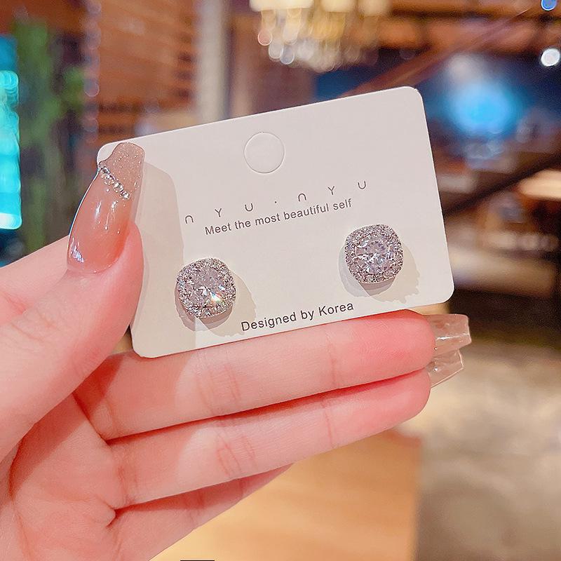 

Серьги-гвоздики Super Flash Zircon Square для женщин - Classic Cold Style S925 Silver Needle E2974 серебряный