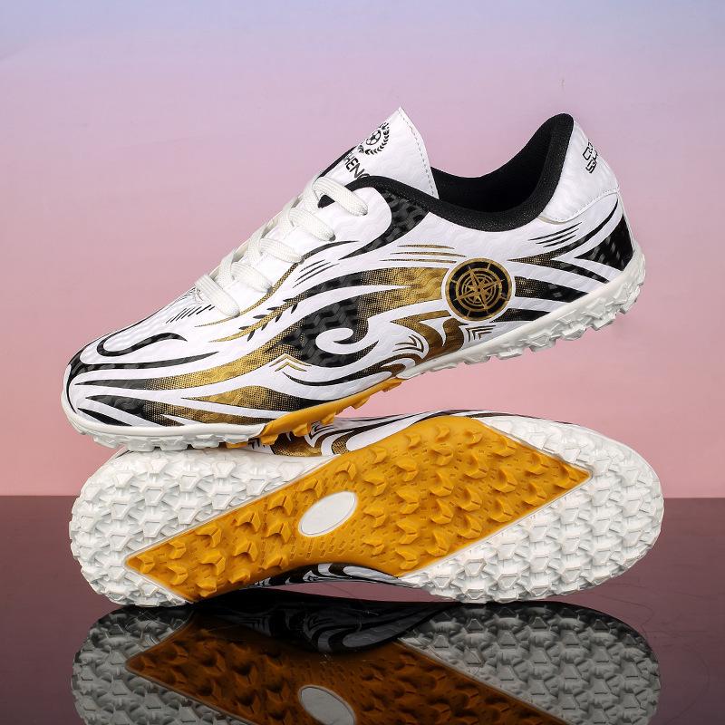 Large Size Football Shoes AG Long Nails Broken Nails Boys and Girls Teenagers Students Professional Game Training Sports Shoes