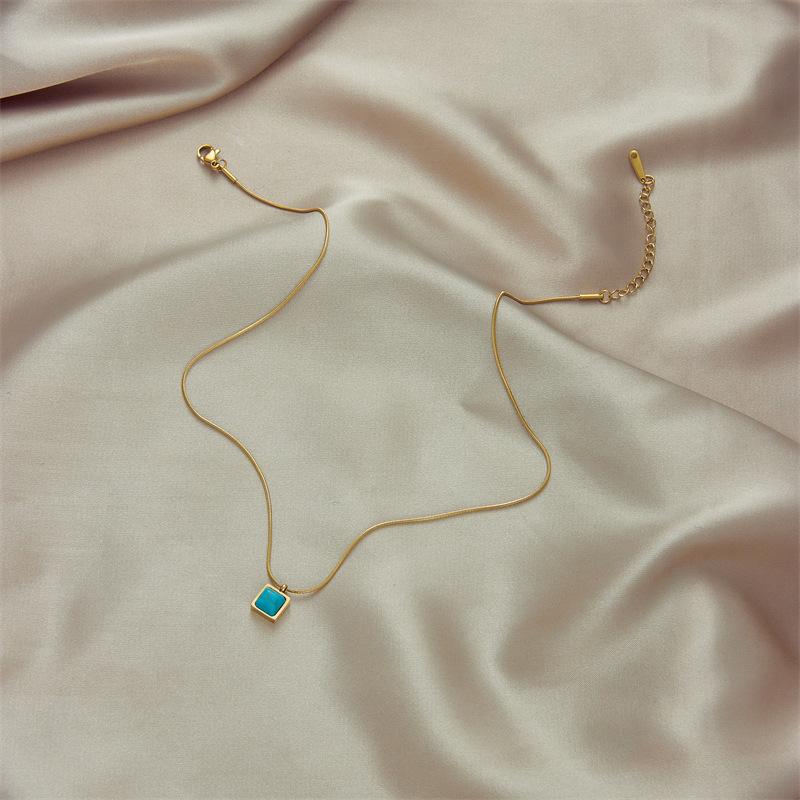 Gold Plated Herringbone Chain Square Square Turquoise Pendant Necklace