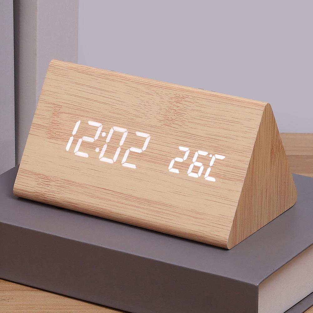 LED Digitaluhr aus Holz mit Sprachsteuerung & Thermometer