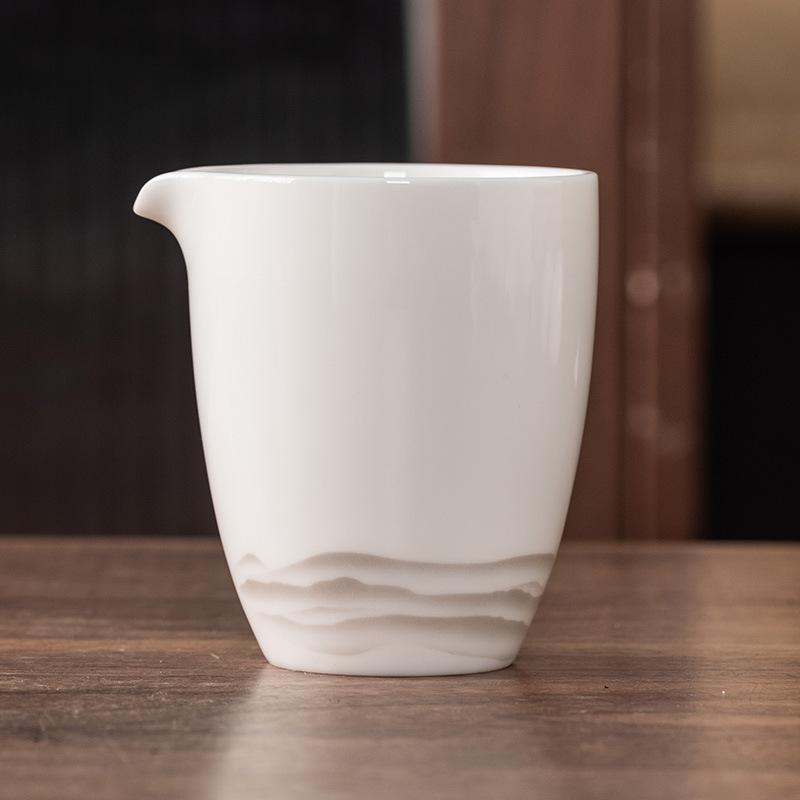 Suet Jade Porcelain Fair Cup White Porcelain Tea Set Tea Set Tea Set Tea Cup Male Cup Filter Tea Leak Tea Sea High-grade Tea Art Accessories