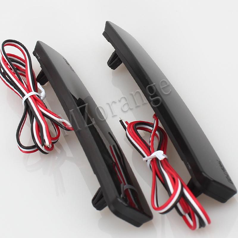 2pcs LED Rear Bumper Reflector Brake Lights For VW T5 Transporter For Multivan 2003-2011 Accessories Auto Rear Bumper