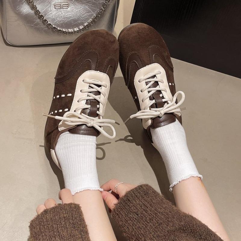 Women's Casual Sneakers 2026 Autumn Retro Flats Sport Shoes Up Running Travel Shoes