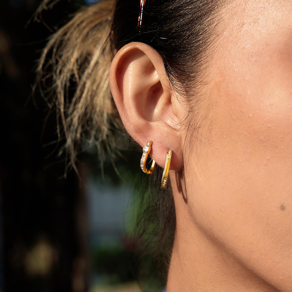 Yori Stainless Steel Geometric U-Shape Hoop Earrings 18K Gold PVD Plated Waterproof Delicate Premium Daily Jewelry
