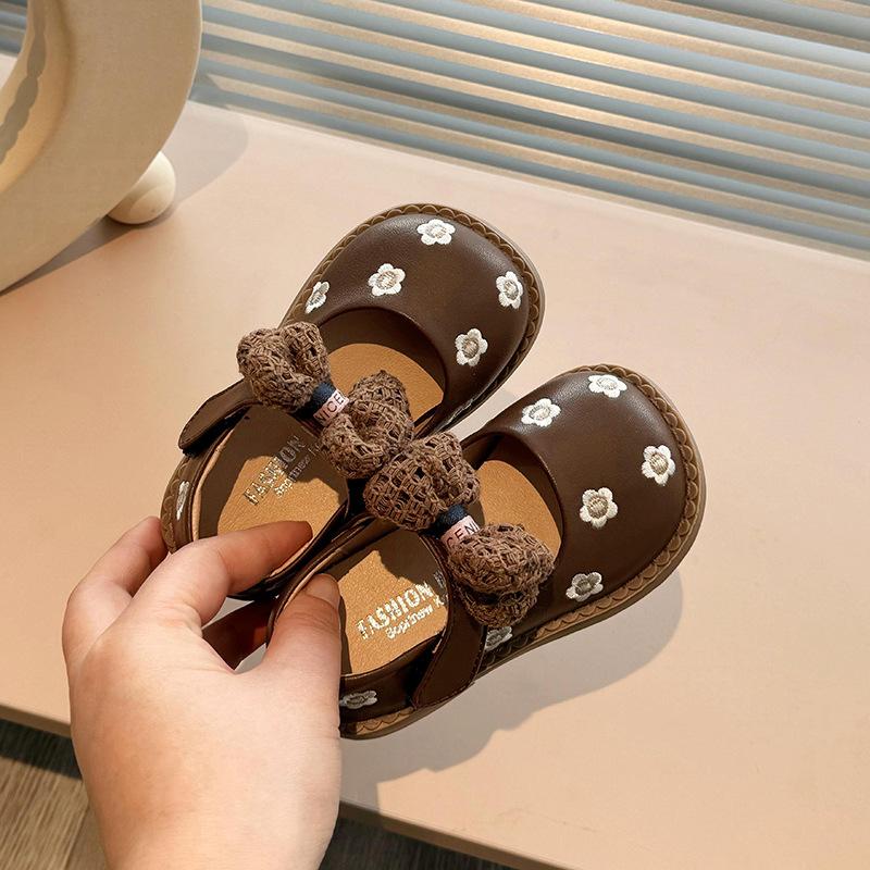 Girls leather shoes children's embroidered princess shoes 2025 spring and autumn new bow girl single shoes girl baby bean shoes