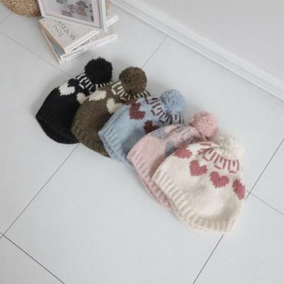 Women's Heart Design Pom Pom Knit Beanie