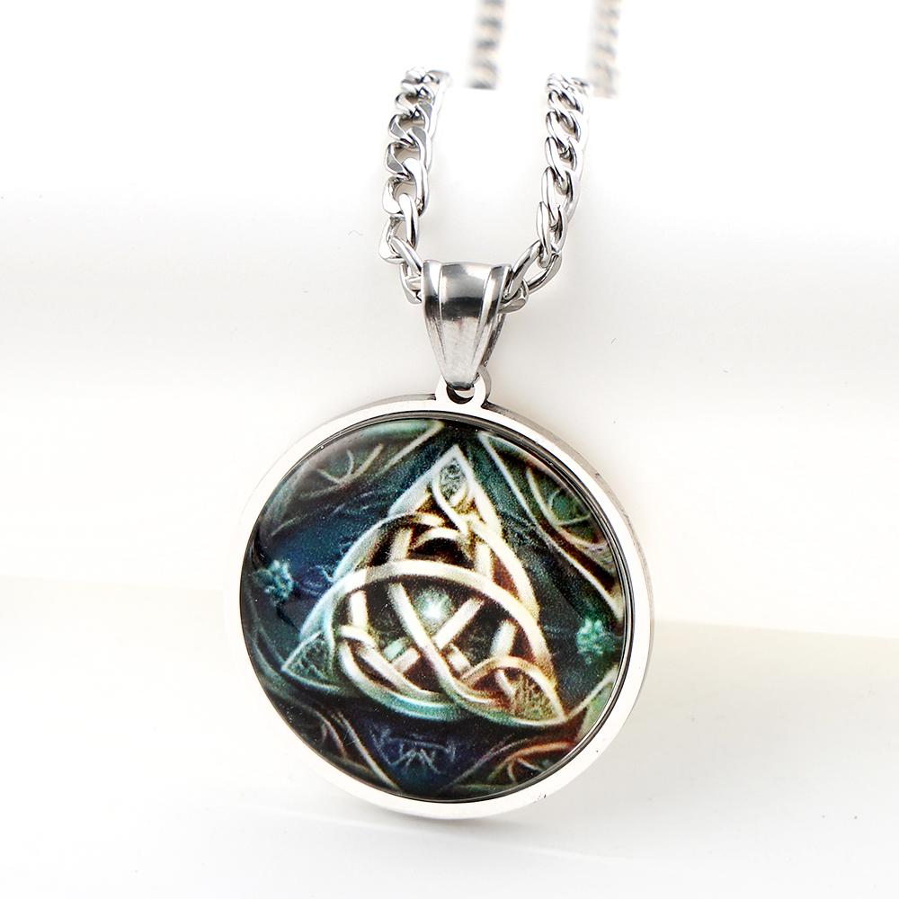 Witchcraft Witch Celtic Knot Triquetra Glass Medal Pendant Necklace for Women Men Stainless Steel Gold Color Amulet Jewelry Gift