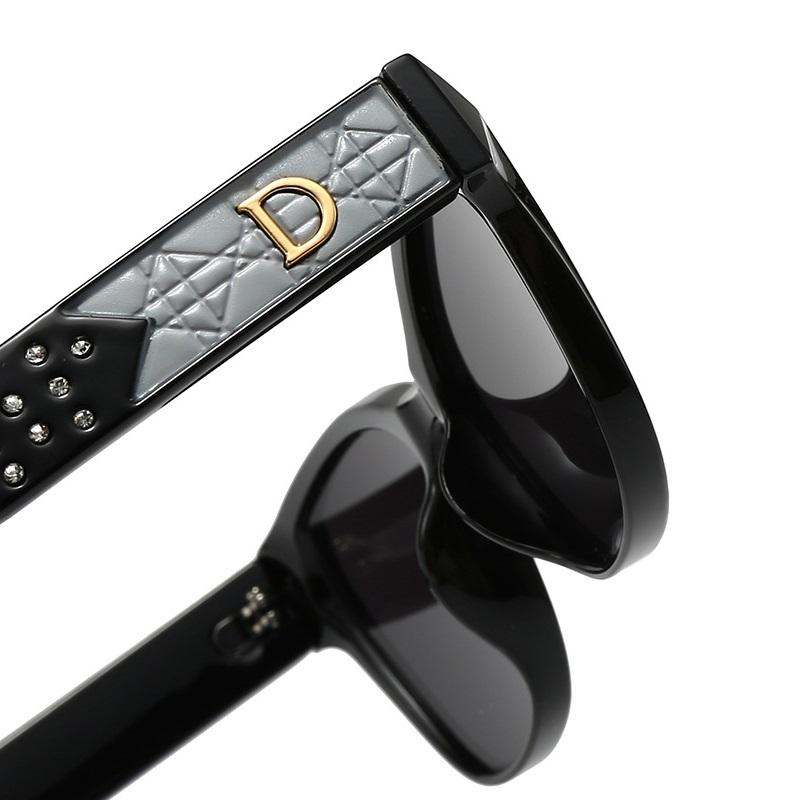 Classic Luxury D Brand Women Sunglasses Fashion Cat Eye Designer Men Glasses Glamour Trendy UV400 Shades