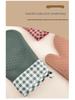 In Stock Color Dot Diamond Pattern Heat-Resistant Silicone Oven Mitts
