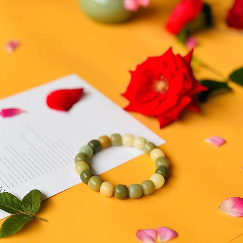 Weathered Buddhist Beads Bracelet with King Kong Knot and Lotus Bodhi Design