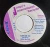 Disque 7 pouces NANA MCLEAN Turn Me On AUCUN Jimpys Interna Canada Reggae Ska Dub Occasion