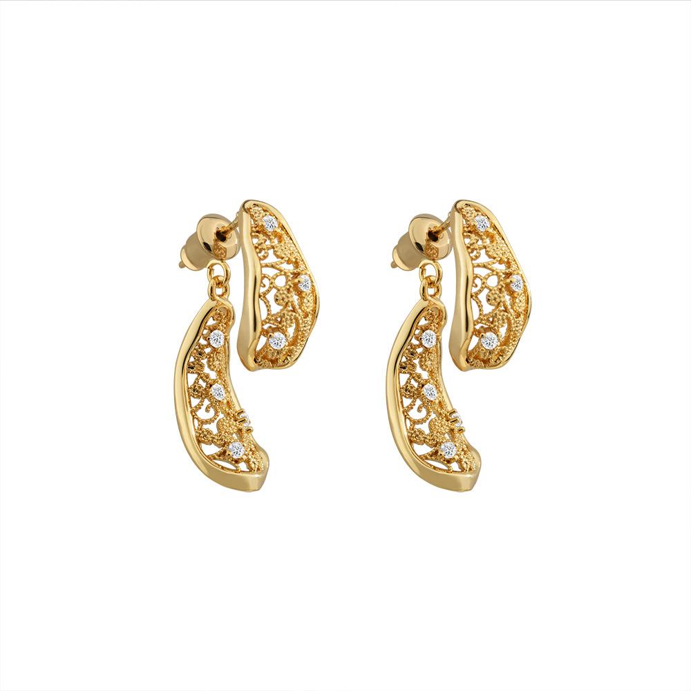 French retro front and rear two-wear earrings hollow lace pattern stud earrings fashion temperament high-end light luxury earrings