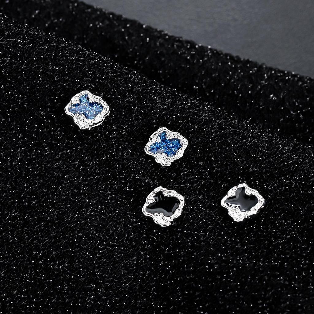 Luxury Magnetic Oil Drip Ear Clip - Trendy, Fashionable, Versatile Design.