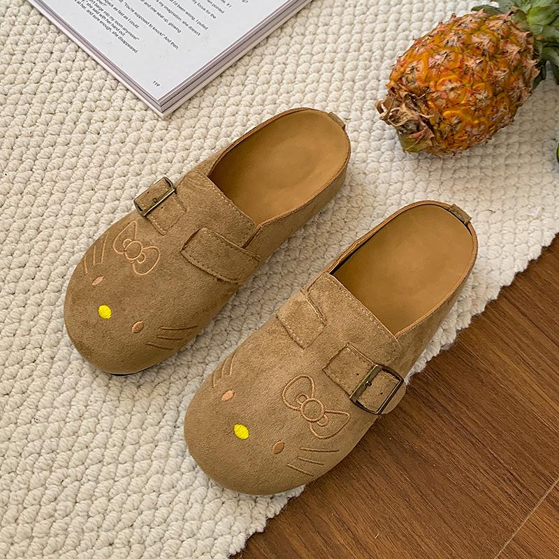 Slippers cute cartoon 2025 spring and summer new bag head round head flat bottom outer wear women's shoes regular version Boken shoes versatile