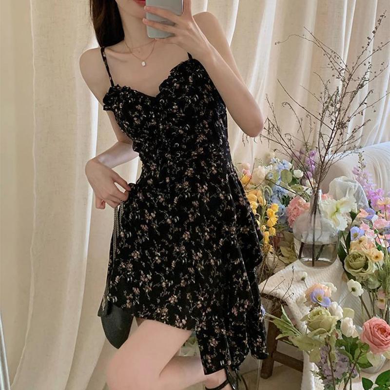 Pure Desire Französisches Camisole-Kleid mit Blumenmuster, sommerlich feminines Temperament, süße Taille, schmaler kurzer A-Linien-Rock, vielseitig einsetzbar