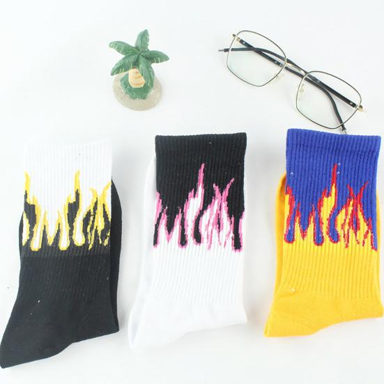 Damen Herren Flammenmuster Weiche Warme Baumwolle Elastisch Atmungsaktiv Mittelhohe Socken
