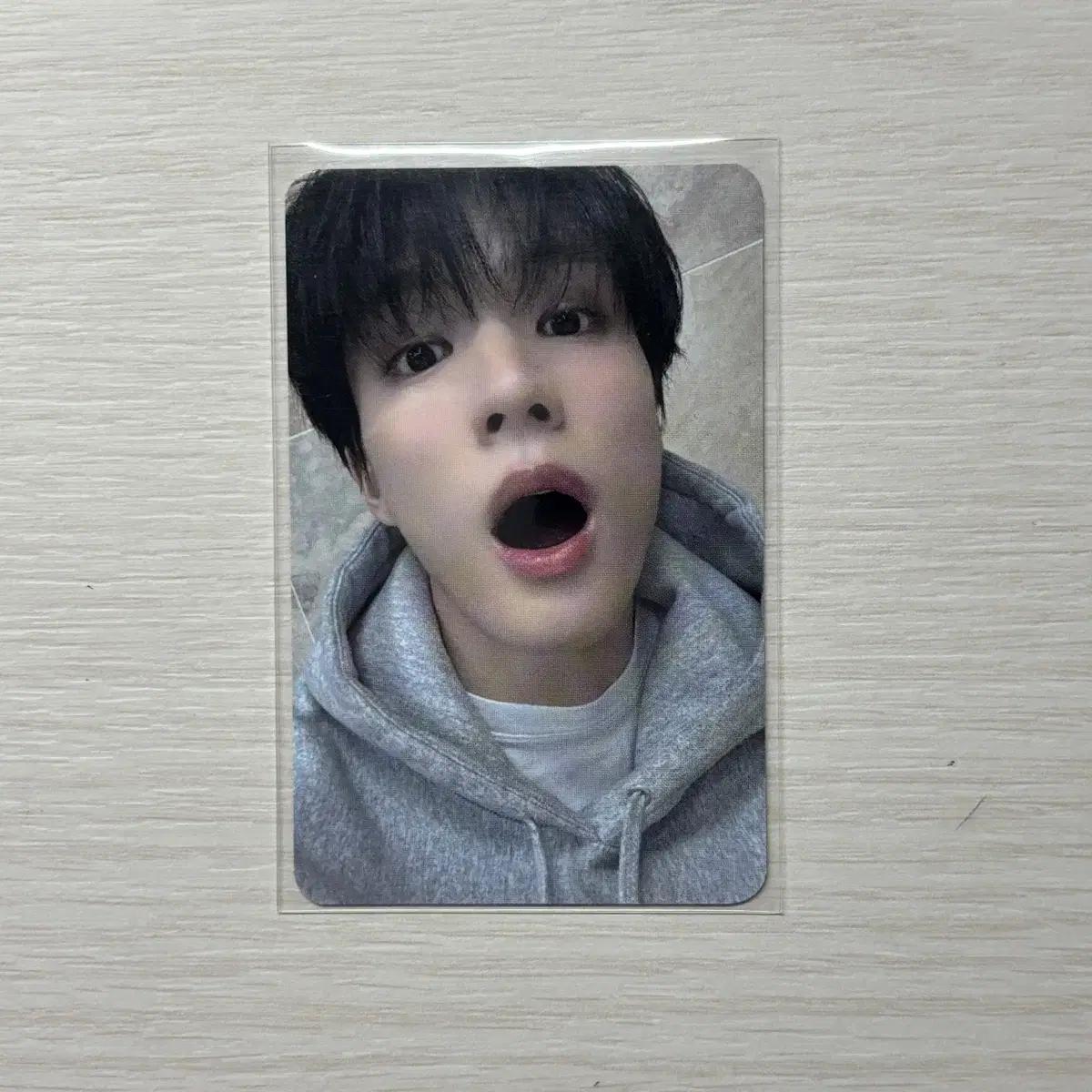 

Dreamescape Everline Поп-ап магазин Jeno Лотерейная фотокарточка N City Dream Genopoca