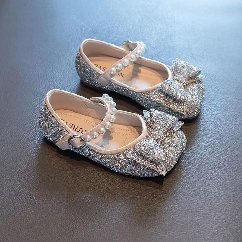 

Весенние детские туфли из кожи на мягкой подошве, хрустальные туфли 26 серебряный
