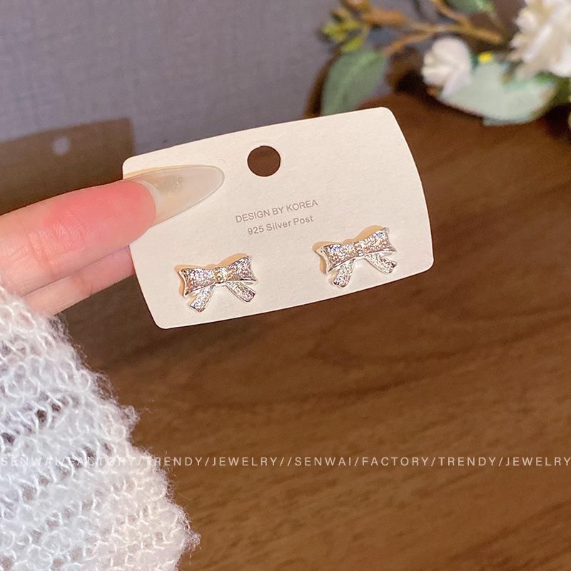 Sweet Temperament Bow Stud Earrings Femininity Earrings Ears