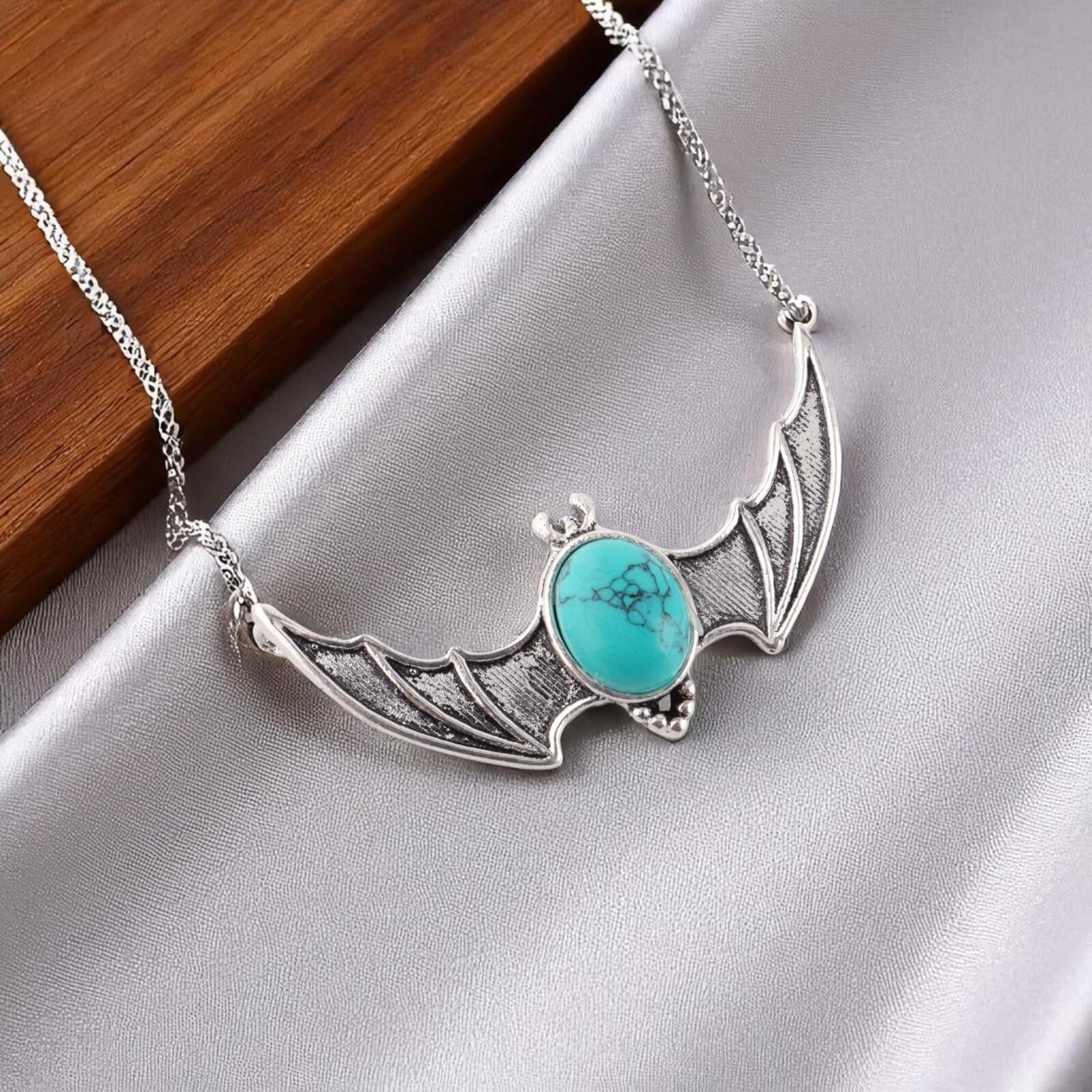 

Natural Magnesite Turquoise Gemstone 925 Sterling Silver Jewelry Gift Pendant 1 CP-33-30