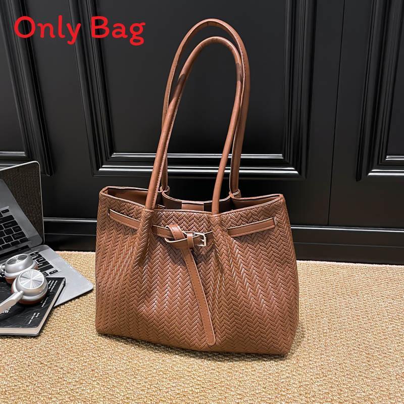 

Retro Woven Pu Tote Bag For Women With Large Capacity And Magnetic Closure For Daily Use