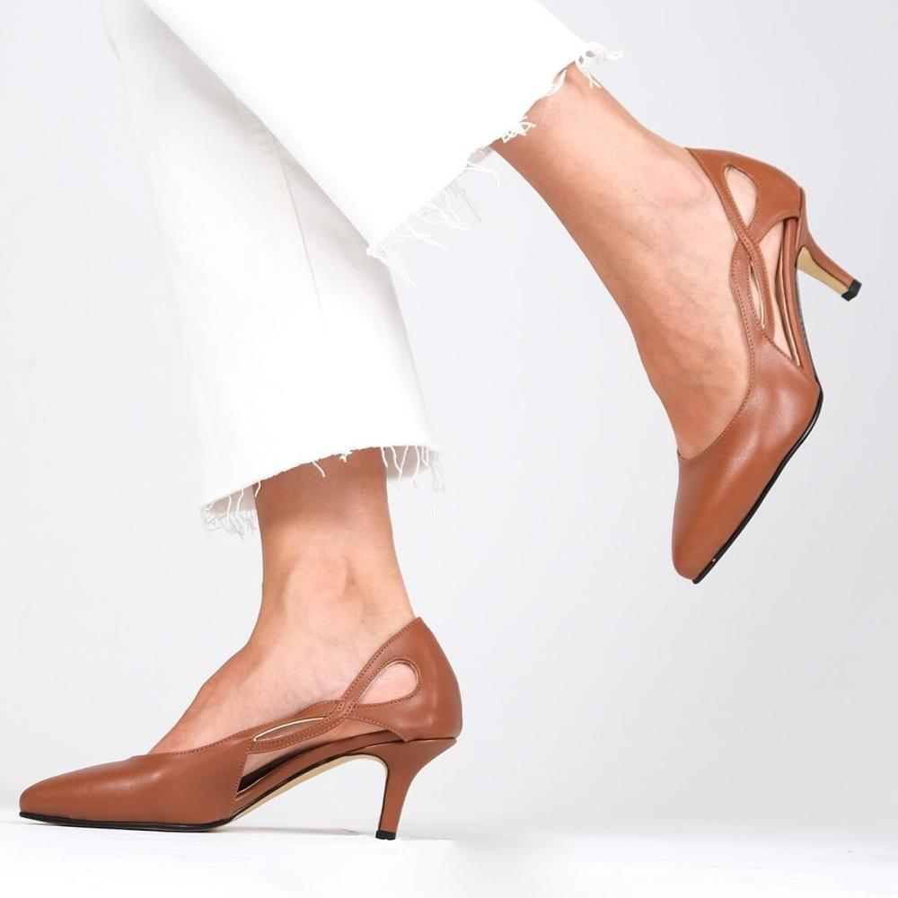 Pantofi cu toc Taba la modă pentru femei