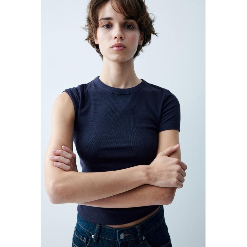 

Футболка HM Ribbed из смеси модала темно-синего цвета